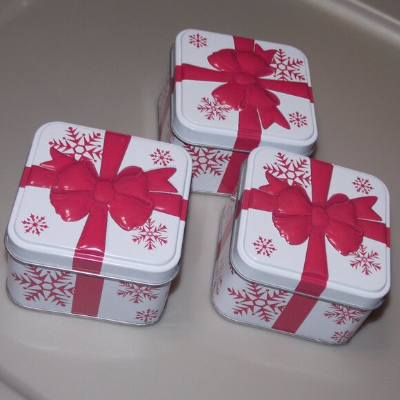 Set of 3 Holiday Tins - Picture 1 of 3